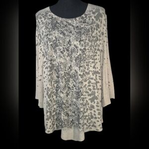 Origami by Vivien Floral Animal Print Bell Sleeve Tunic Top - Size L/G